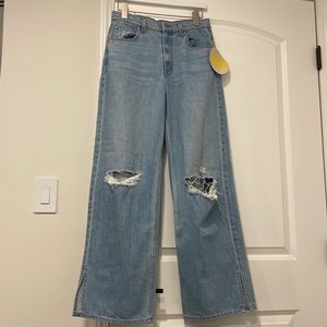 The Fun Dip Puddle Slice in Lots Of Nibbles
MOTHER Denim pants size 25